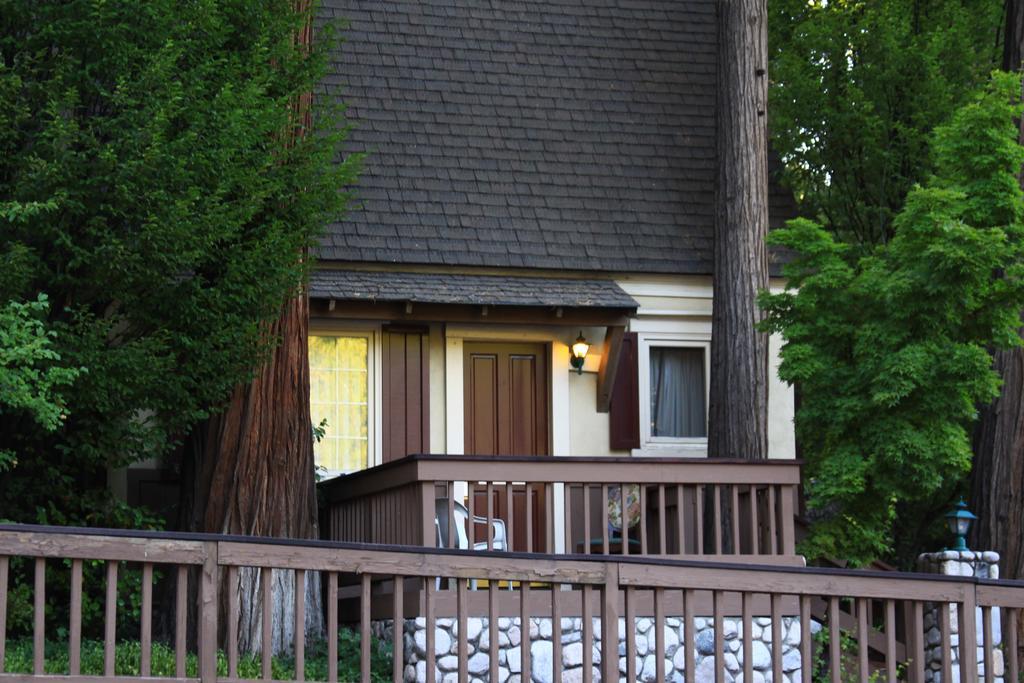 Saddleback Inn At Lake Arrowhead Ngoại thất bức ảnh