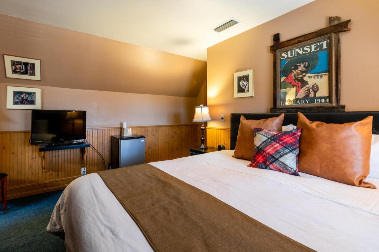 Saddleback Inn At Lake Arrowhead Ngoại thất bức ảnh