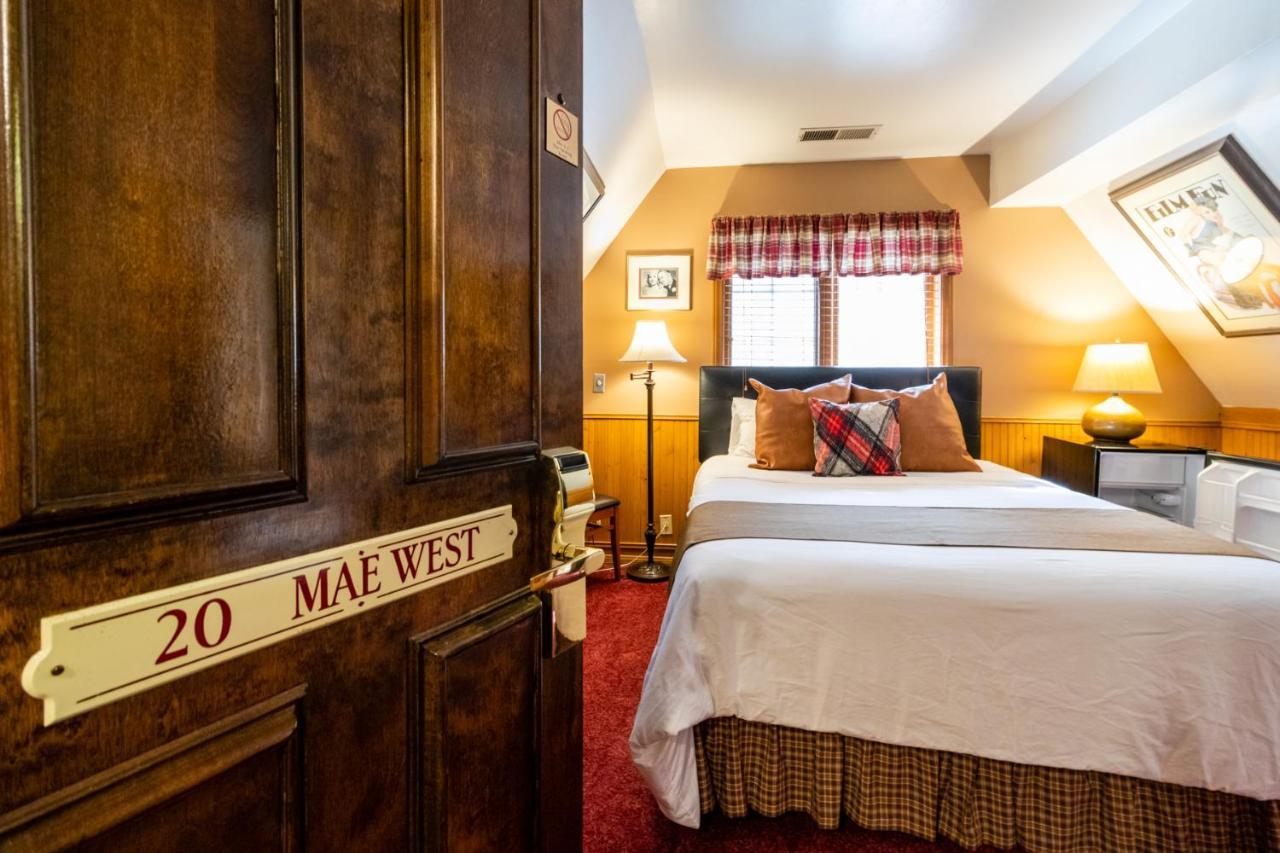 Saddleback Inn At Lake Arrowhead Ngoại thất bức ảnh