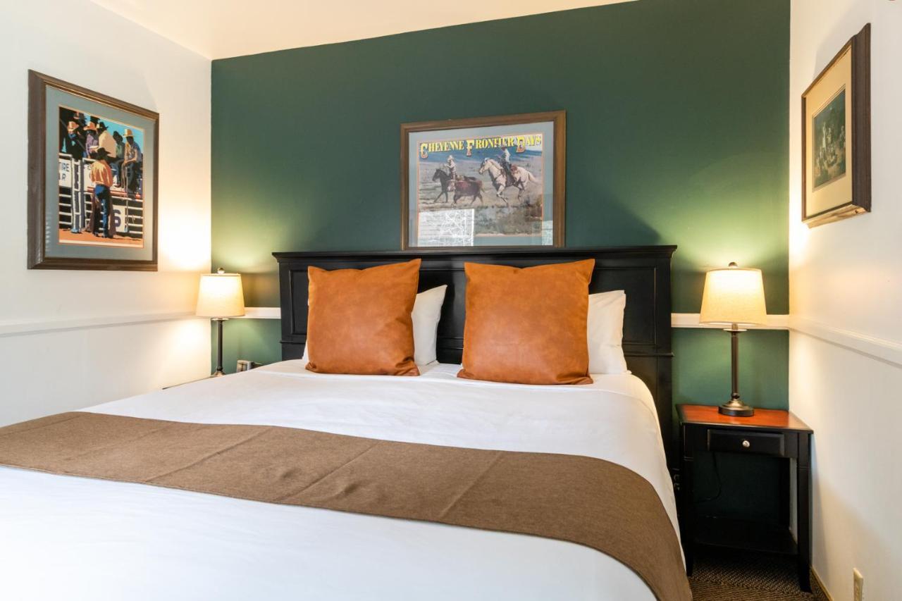 Saddleback Inn At Lake Arrowhead Ngoại thất bức ảnh