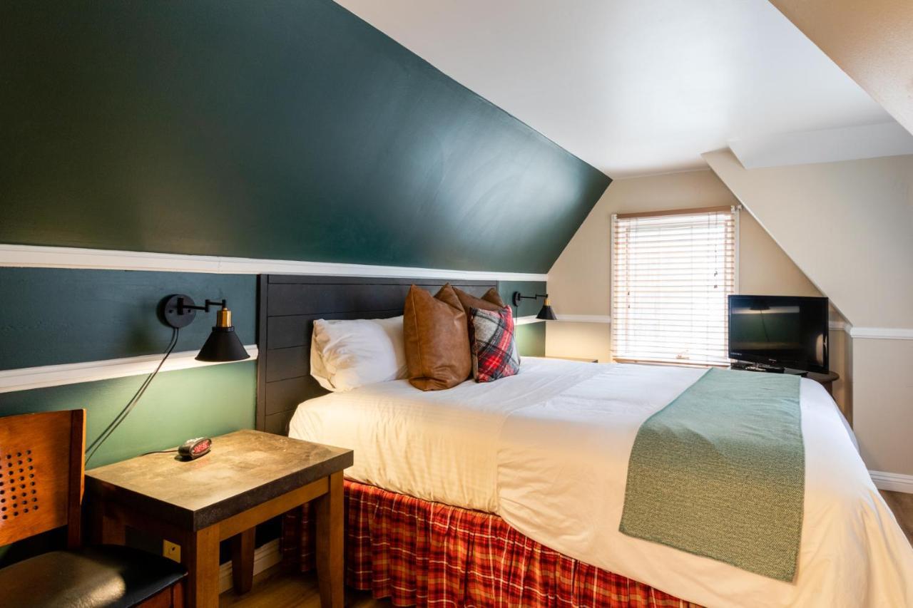 Saddleback Inn At Lake Arrowhead Ngoại thất bức ảnh
