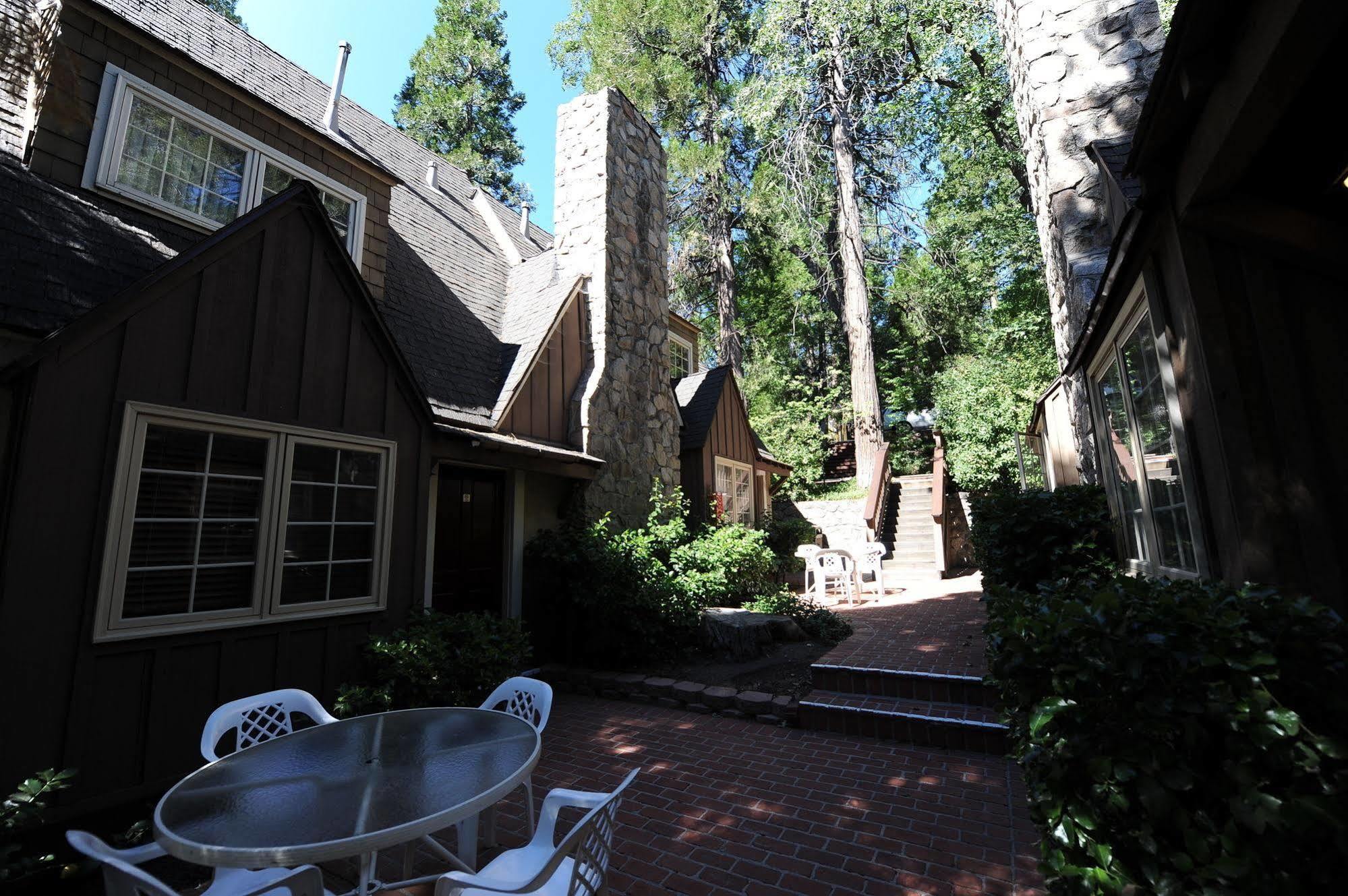 Saddleback Inn At Lake Arrowhead Ngoại thất bức ảnh
